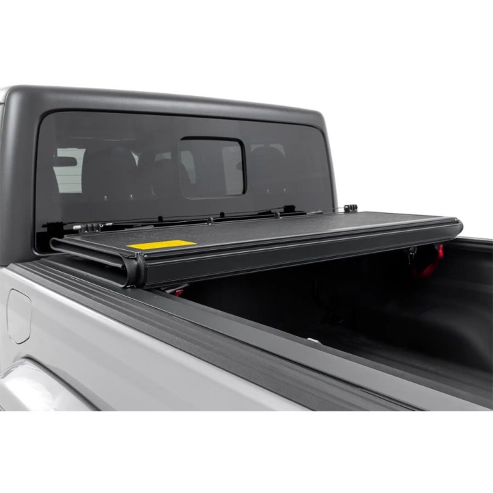 Twarda pokrywa paki tri-fold niski profil Rough Country 5' - ujęcie 6