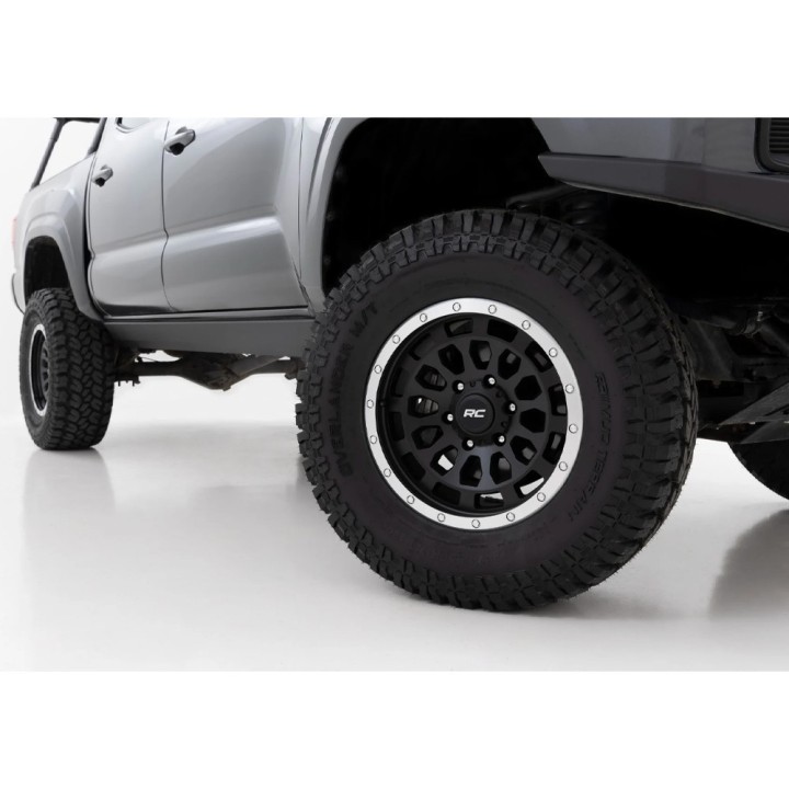 Progi elektryczne Rough Country Double Cab - ujęcie 9