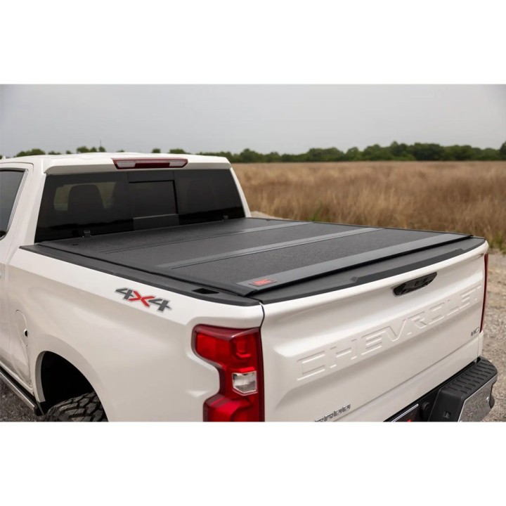 Twarda pokrywa paki tri-fold niski profil Rough Country 5'8" - ujęcie 7