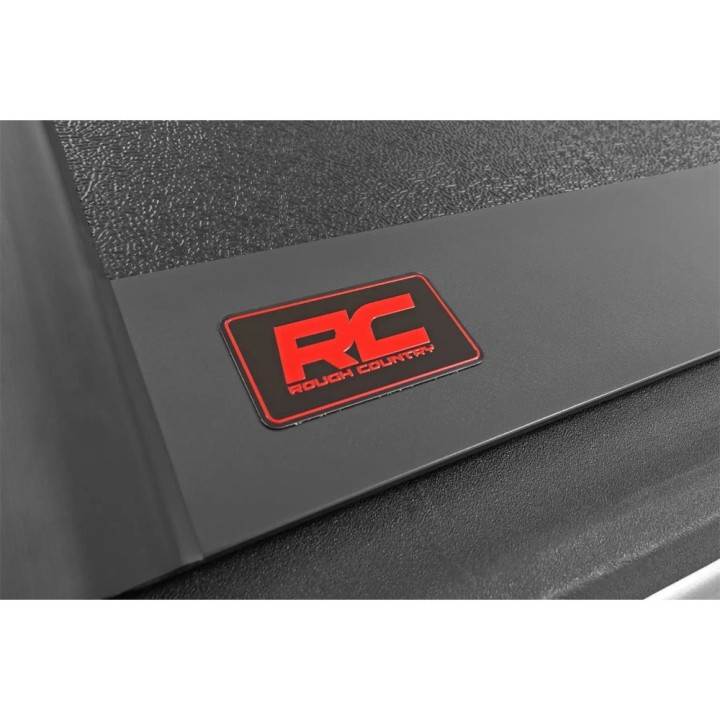 Twarda pokrywa paki tri-fold niski profil Rough Country 5' - ujęcie 13