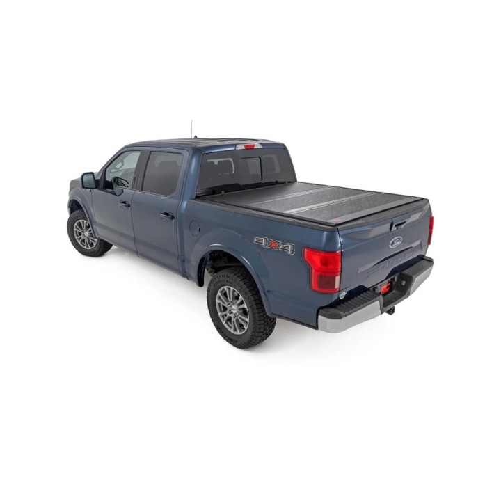 Twarda pokrywa paki tri-fold niski profil Rough Country 5'7" - ujęcie 4