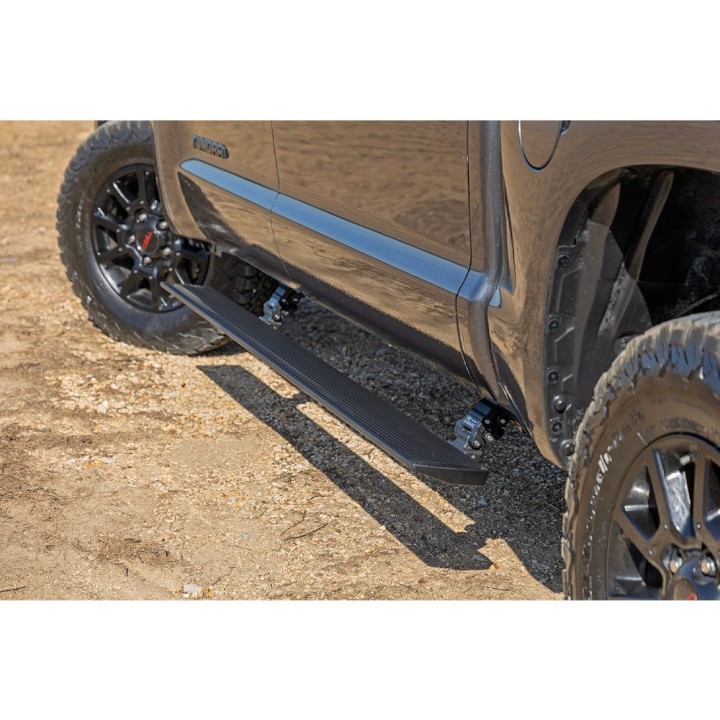 Progi elektryczne Rough Country Crew Max - ujęcie 9