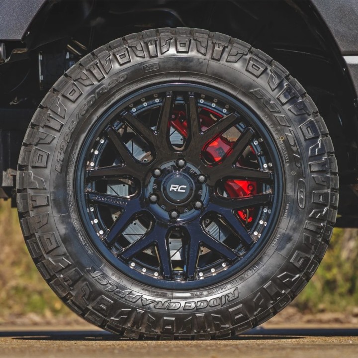 Komplet hamulców z wentylowanymi tarczami Rough Country - ujęcie 5