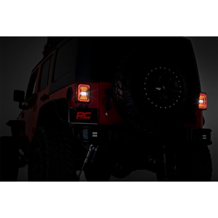 Lampy LED tył Rough Country - ujęcie 10