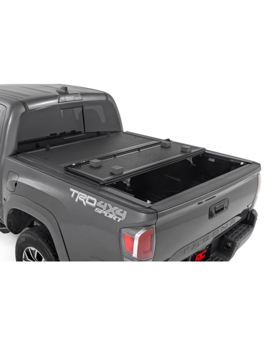 Twarda pokrywa paki tri-fold niski profil Rough Country 6'
