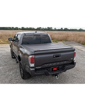 Twarda pokrywa paki tri-fold niski profil Rough Country 6'