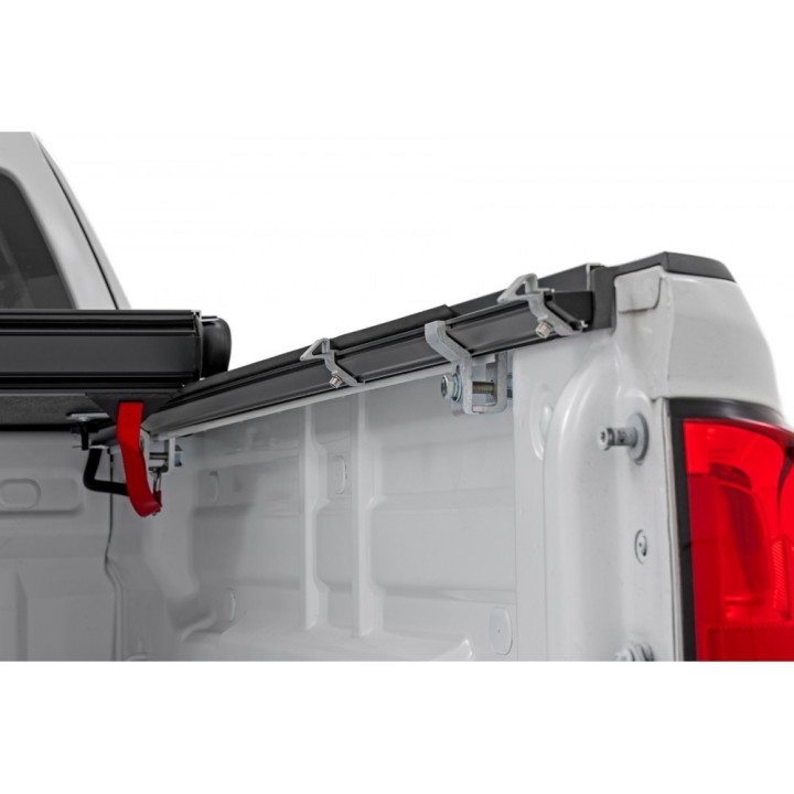 Twarda pokrywa paki tri-fold niski profil Rough Country 6' - ujęcie 5