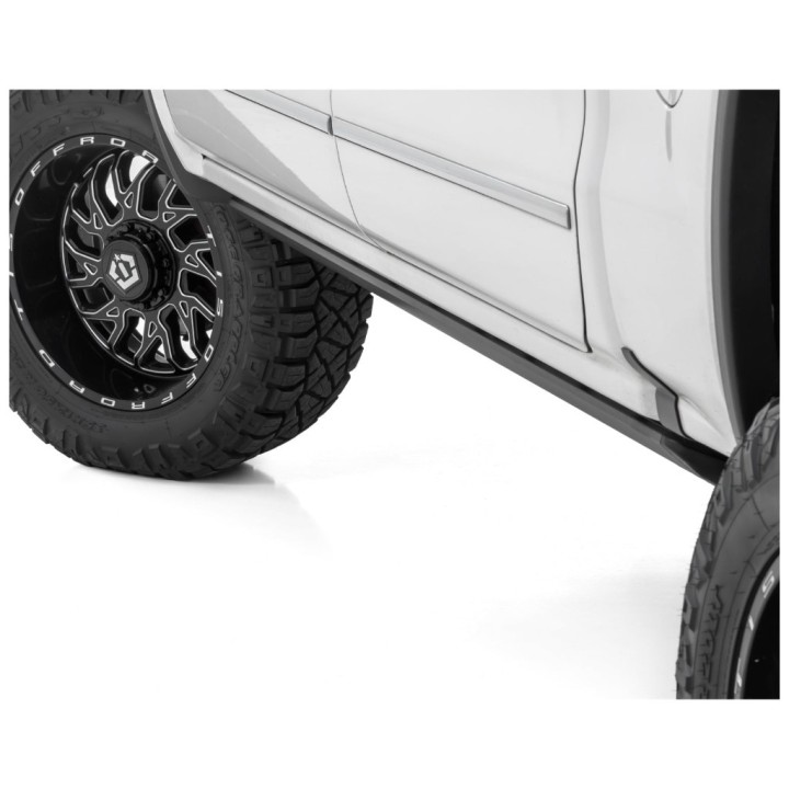 Progi elektryczne HT-Series Rough Country Crew Cab - ujęcie 2