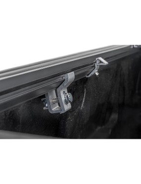 Twarda pokrywa paki tri-fold niski profil Rough Country 5'7"