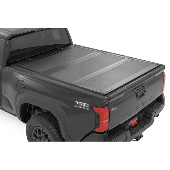 Twarda pokrywa paki tri-fold flip up Rough Country 6'