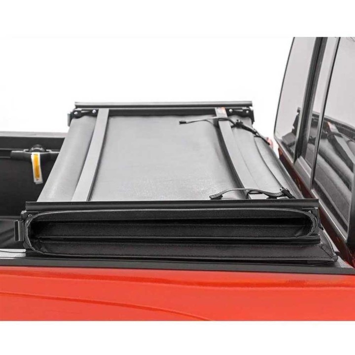 Miękka pokrywa paki tri-fold Rough Country 5'7" - ujęcie 4