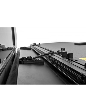 Twarda pokrywa paki tri-fold flip up Rough Country 5'