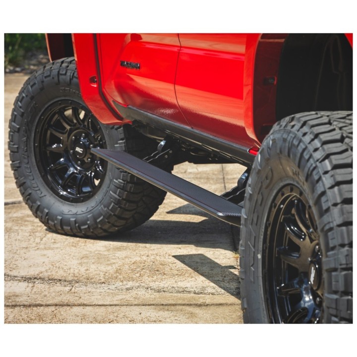 Progi elektryczne HT-Series Rough Country Double Cab - ujęcie 12