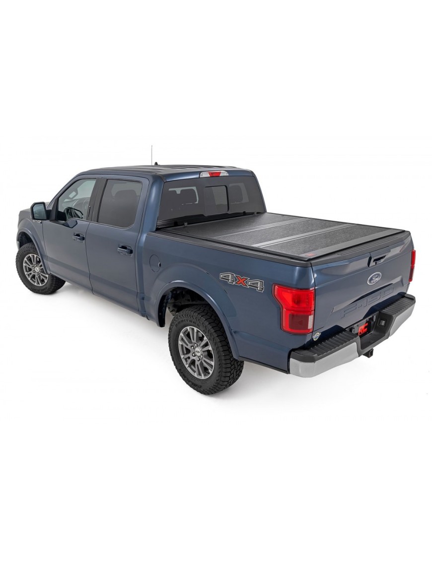 Twarda pokrywa paki tri-fold niski profil Rough Country 5'
