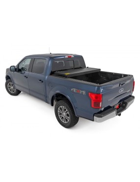 Twarda pokrywa paki tri-fold niski profil Rough Country 5'