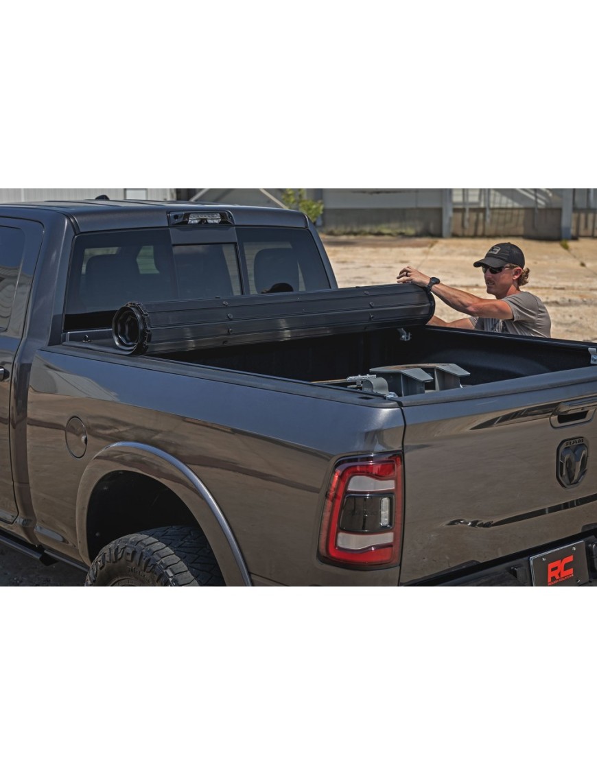 Twarda pokrywa paki roll up Rough Country 6'4"