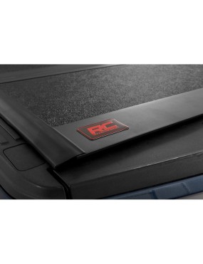 Twarda pokrywa paki tri-fold niski profil Rough Country 5'
