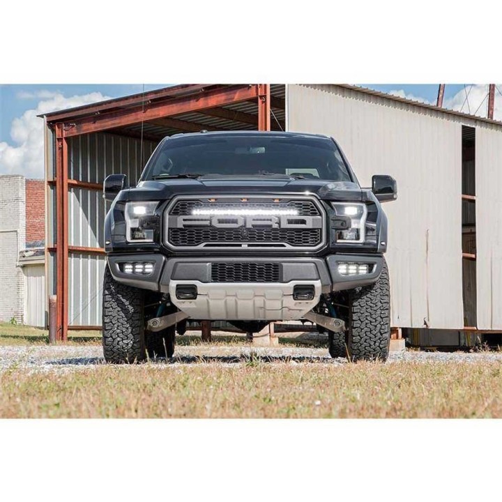 Potrójne lampy LED przeciwmgłowe Rough Country - ujęcie 3