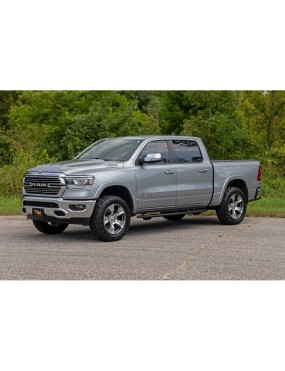 Progi, stopnie boczne Rough Country OV2 Crew Cab