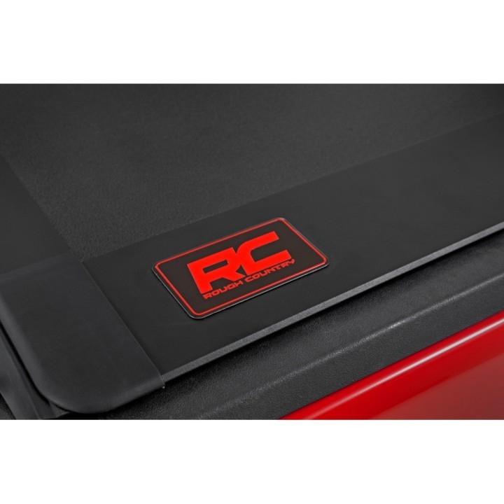Twarda pokrywa paki tri-fold flip up Rough Country 5' - ujęcie 4