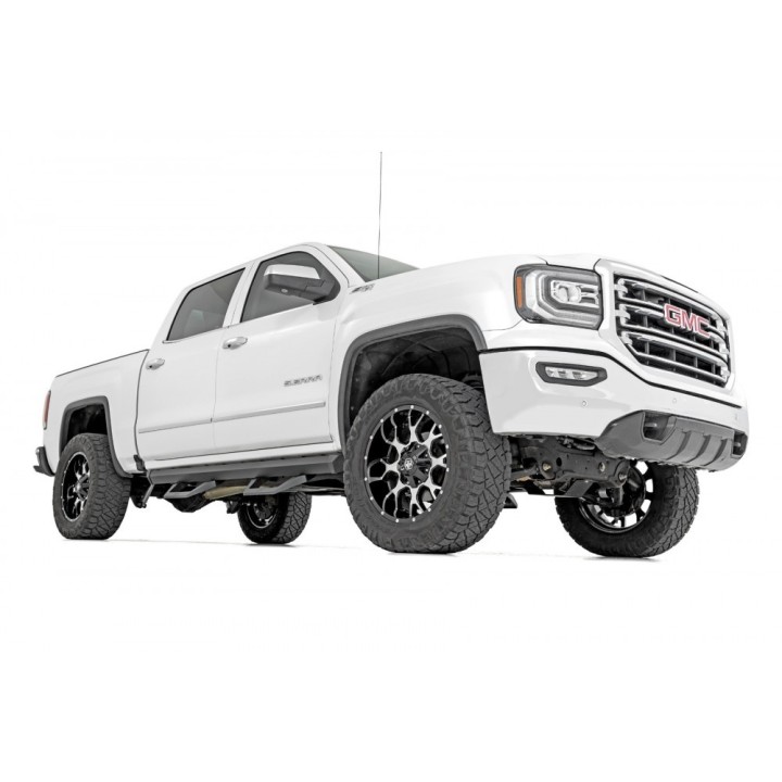 Progi, stopnie boczne regulowane aluminiowe Rough Country SRX2 Crew Cab - ujęcie 2