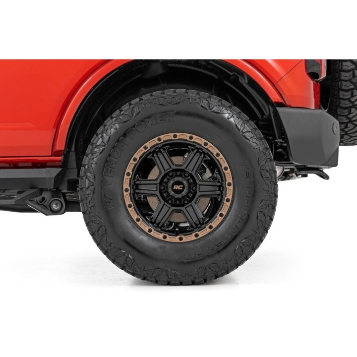 Progi, stopnie boczne regulowane aluminiowe Rough Country SRL2 - ujęcie 5