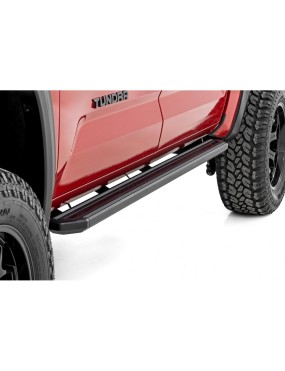 Progi, stopnie boczne Rough Country Multi-Color LED CrewMax