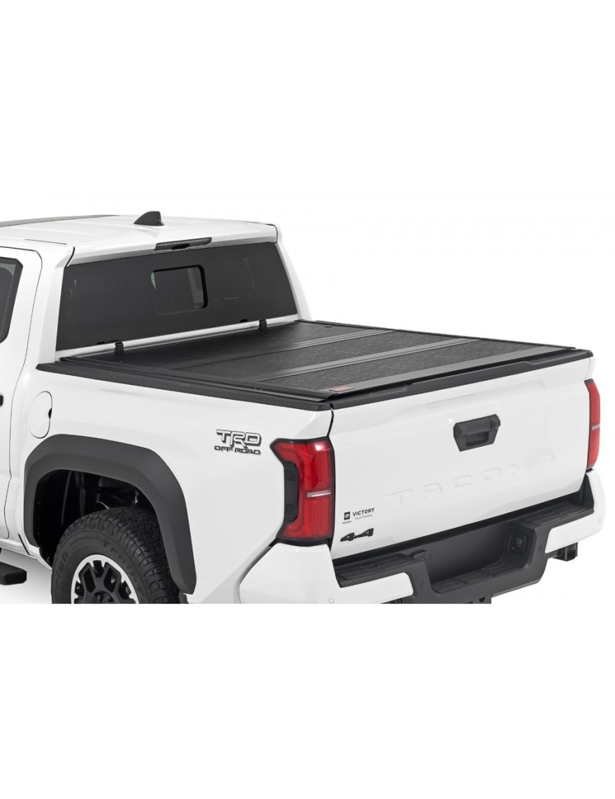 Twarda pokrywa paki tri-fold niski profil Rough Country 5'
