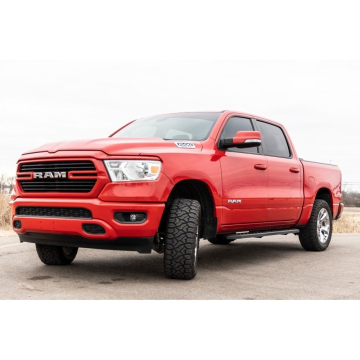 Progi, stopnie Rough Country RPT2 Crew Cab - ujęcie 6