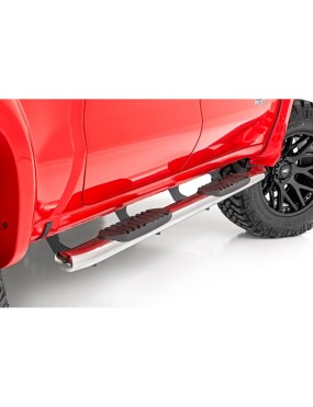 Progi, stopnie boczne srebrne Rough Country Oval Nerf Steps Crew Cab