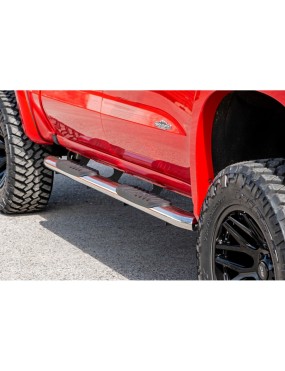 Progi, stopnie boczne srebrne Rough Country Oval Nerf Steps Crew Cab