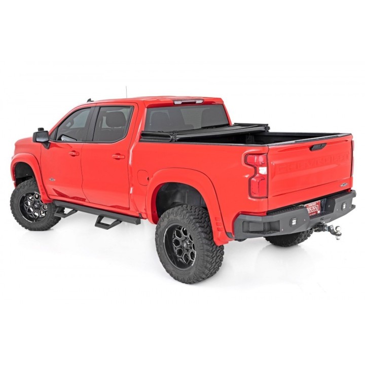 Progi, stopnie boczne regulowane aluminiowe Rough Country SRX2 Crew Cab - ujęcie 3