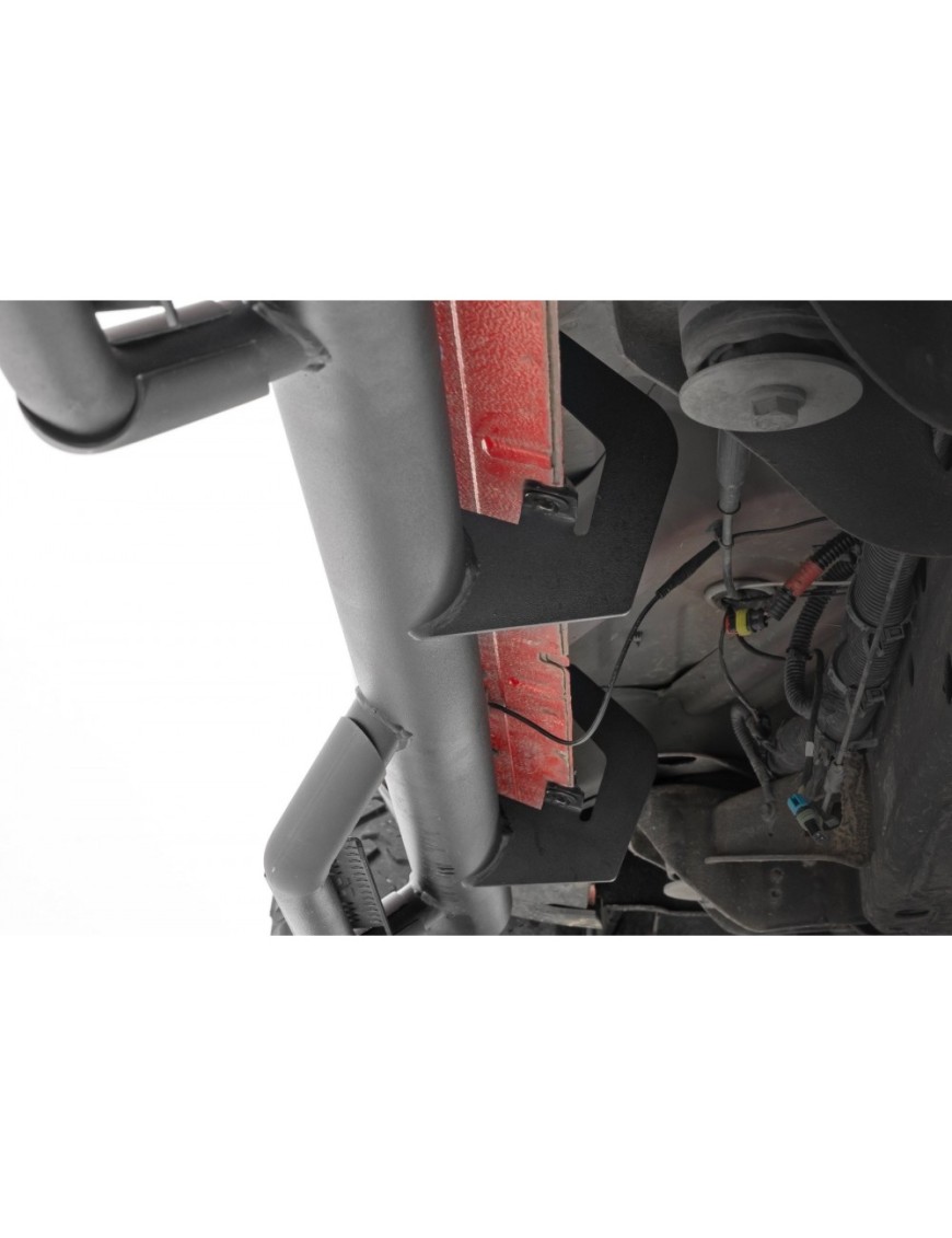 Progi, stopnie boczne czarne Rough Country Nerf Steps