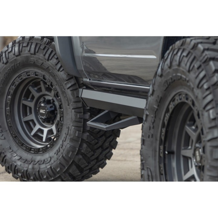 Progi, stopnie boczne regulowane aluminiowe Rough Country SRL2 - ujęcie 6