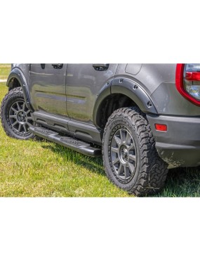 Progi, stopnie boczne czarne Rough Country Oval Nerf Steps