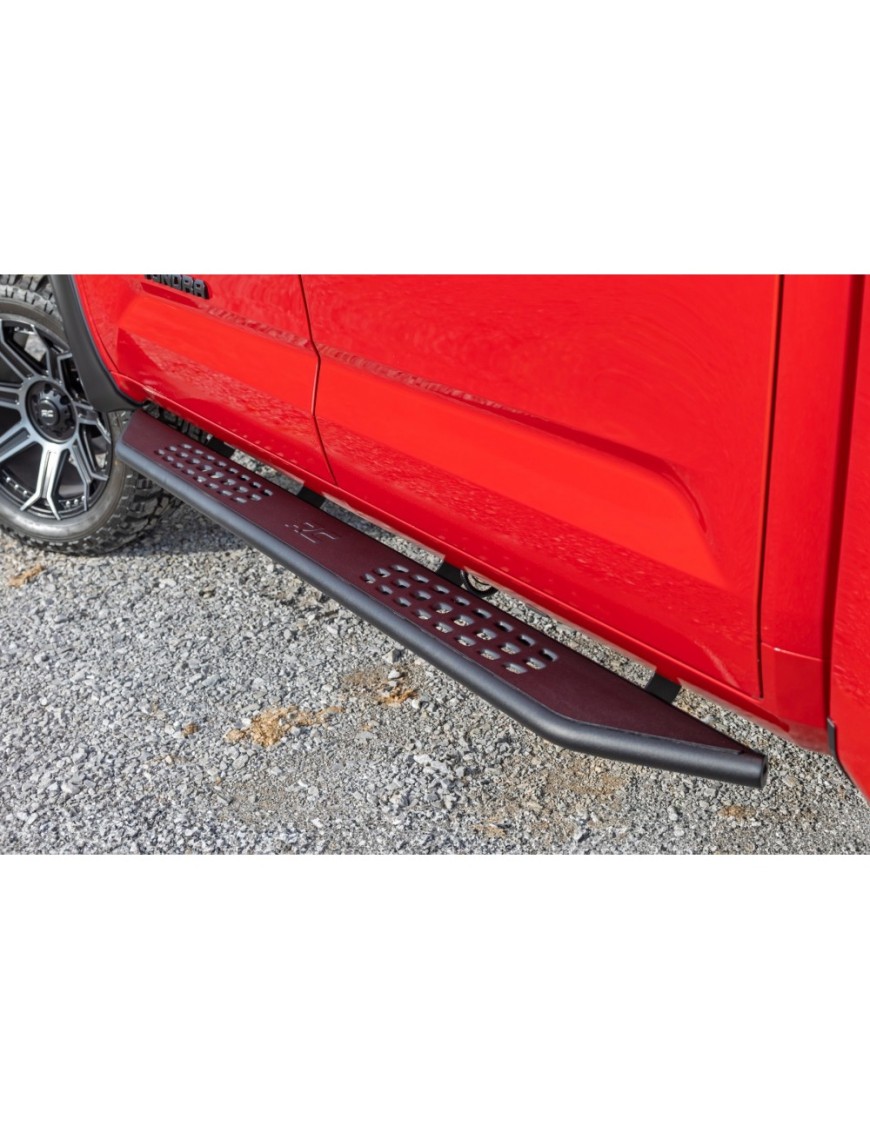 Progi, stopnie boczne Rough Country OV2 Crew Cab