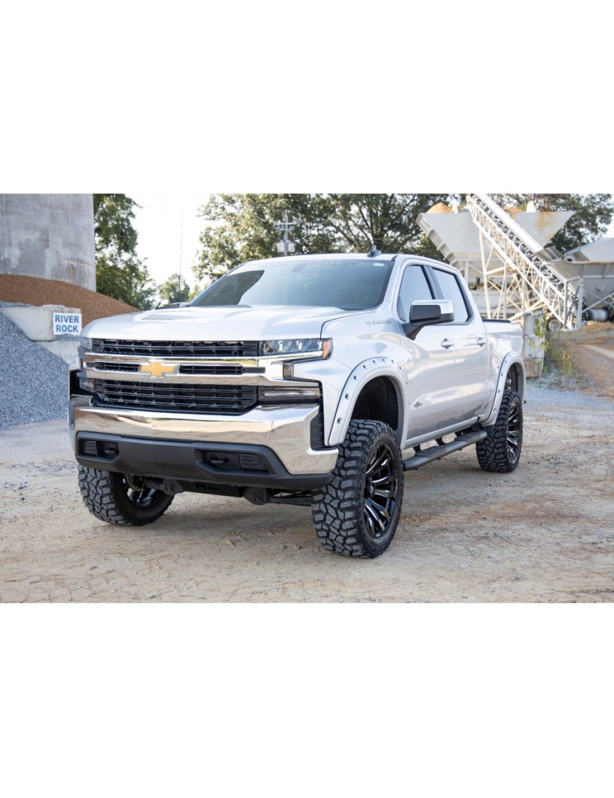 Progi, stopnie boczne czarne Rough Country Oval Nerf Steps Crew Cab