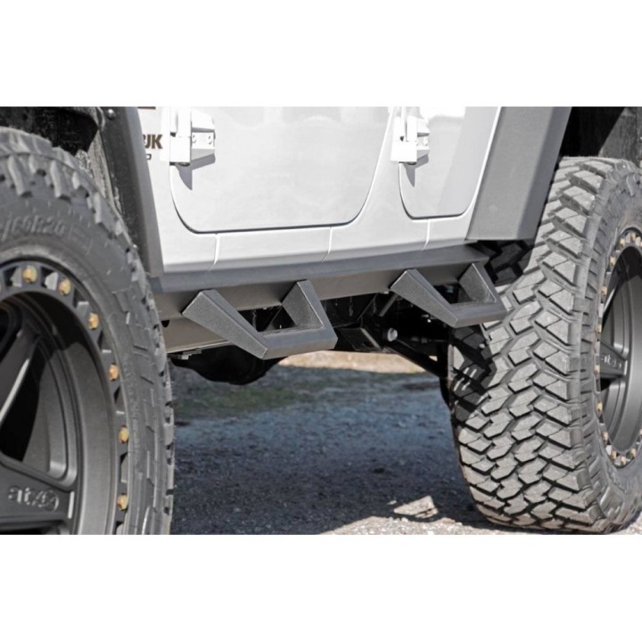 Progi, stopnie boczne Rough Country Contoured Drop Steps - ujęcie 6