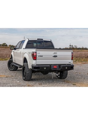 Progi, stopnie boczne aluminiowe Rough Country HD2 SuperCrew Cab