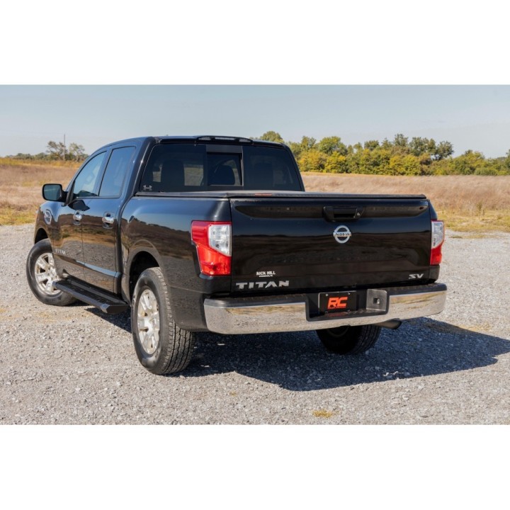 Progi, stopnie boczne aluminiowe Rough Country HD2 Crew Cab - ujęcie 5