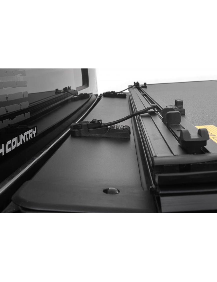 Twarda pokrywa paki tri-fold flip up Rough Country 5'7"