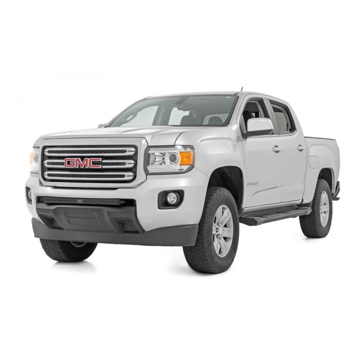 Progi, stopnie boczne aluminiowe Rough Country HD2 Crew Cab - ujęcie 2