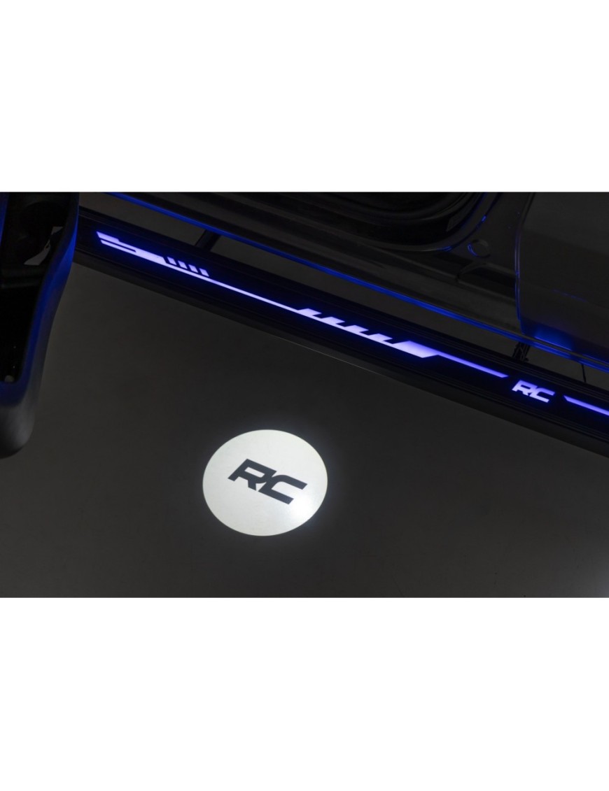 Progi, stopnie boczne Rough Country Multi-Color LED