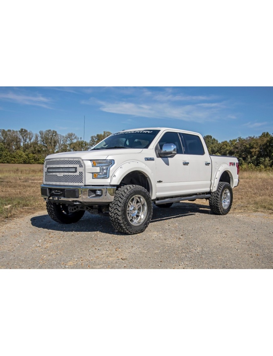 Progi, stopnie boczne czarne Rough Country Oval Nerf Steps Crew Cab