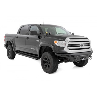 Progi, stopnie boczne aluminiowe Rough Country HD2 CrewMax - ujęcie 2