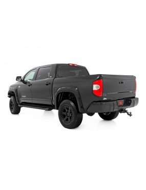 Progi, stopnie boczne aluminiowe Rough Country HD2 CrewMax
