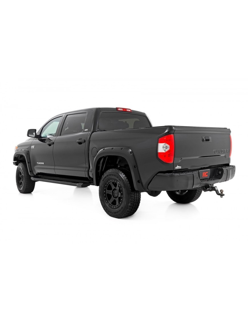 Progi, stopnie boczne aluminiowe Rough Country HD2 CrewMax