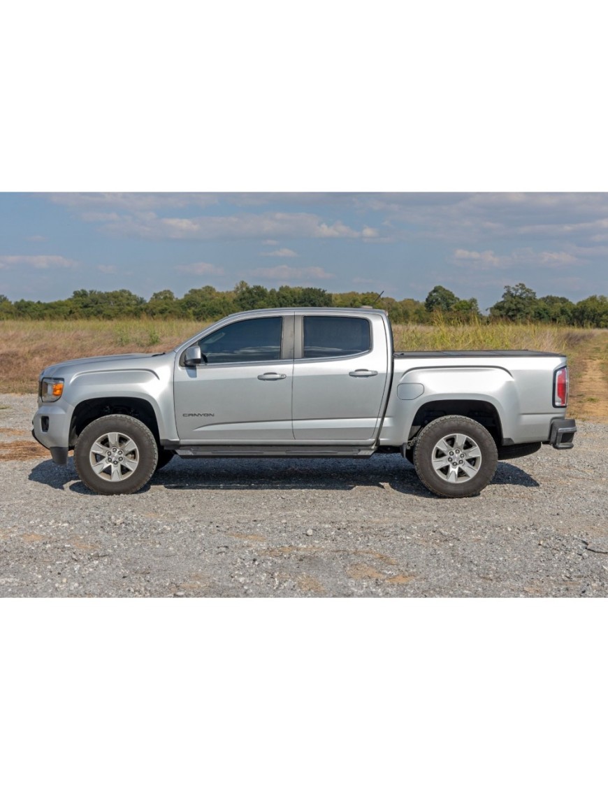 Progi, stopnie boczne aluminiowe Rough Country HD2 Crew Cab