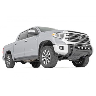 Progi, stopnie boczne czarne Rough Country Oval Nerf Steps Crew Cab - ujęcie 2