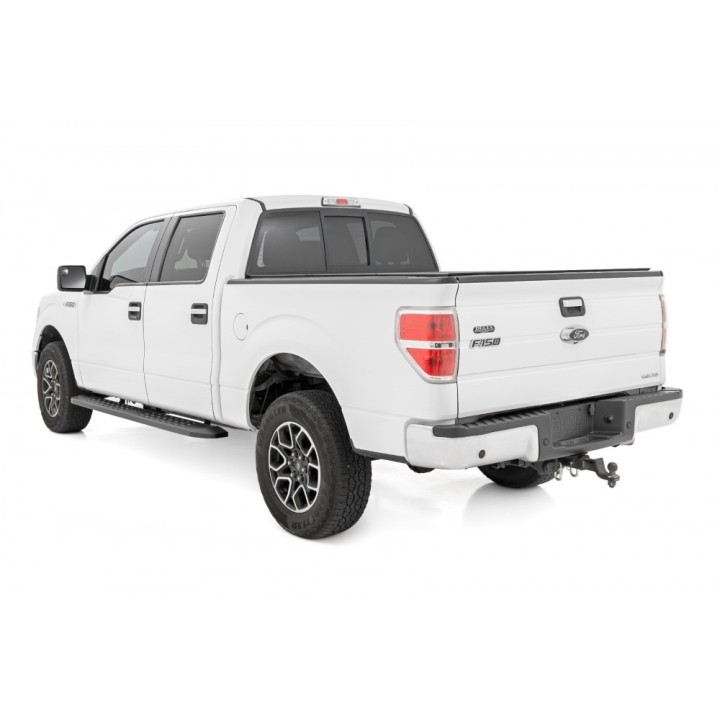 Progi, stopnie Rough Country RPT2 Crew Cab - ujęcie 2